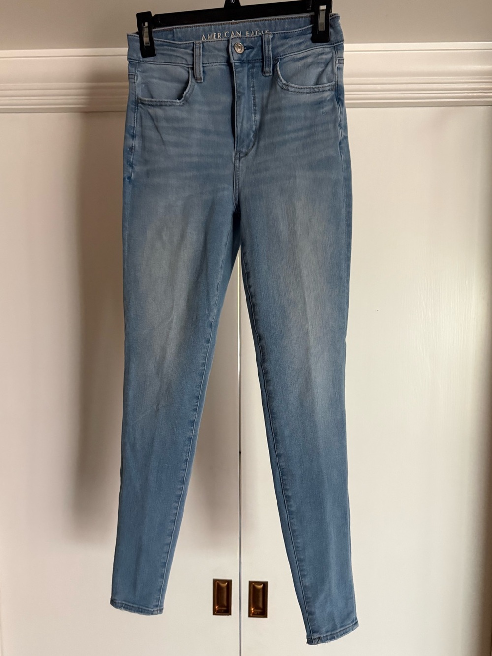 American Eagle Outfitters Light Wash Super Hi-Rise Jegging